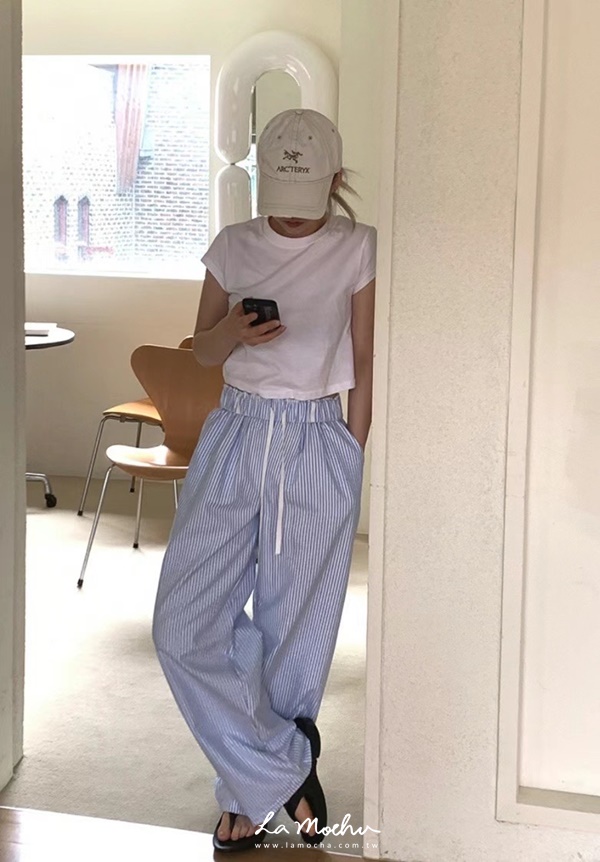 彈性直條紋直筒褲